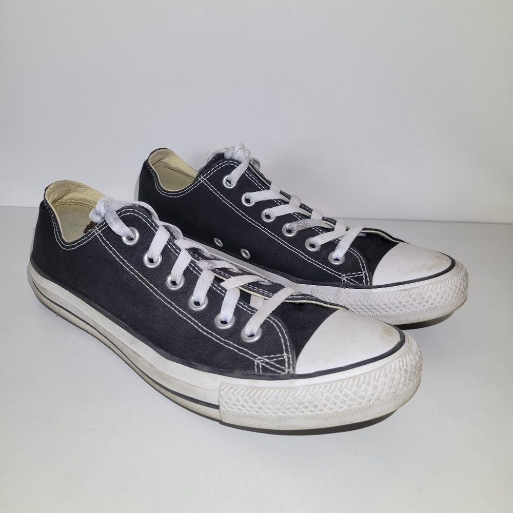 Converse Chuck Taylor All Star Low Top Sneakers